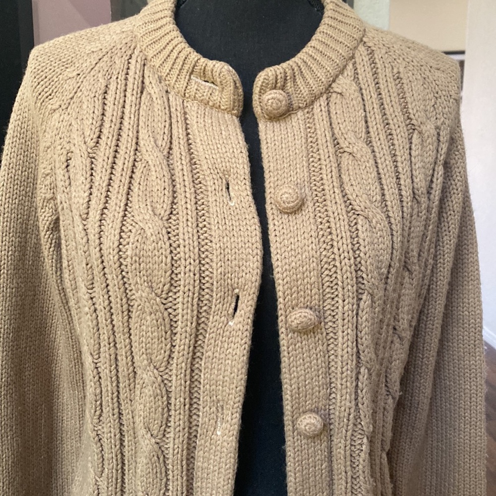 Exclusive Imports Vintage Sweater - Picture 5 of 11
